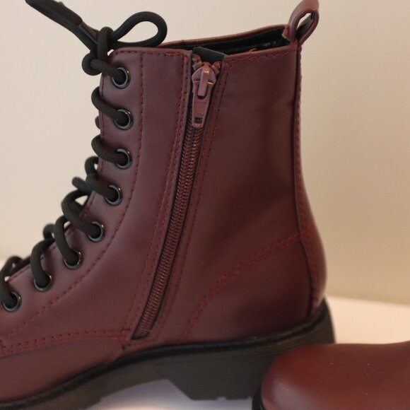 Time and Tru Combat style boots Lace and side zip reddish brown Size 6 - Picture 3 of 12